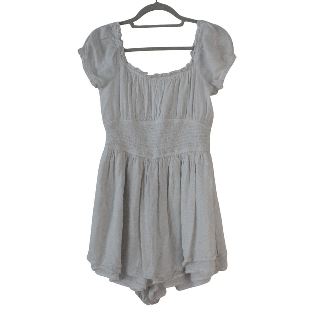 Hollister White Swiss Dot Skort Romper Puff Sleeve Smocked Waist Large
